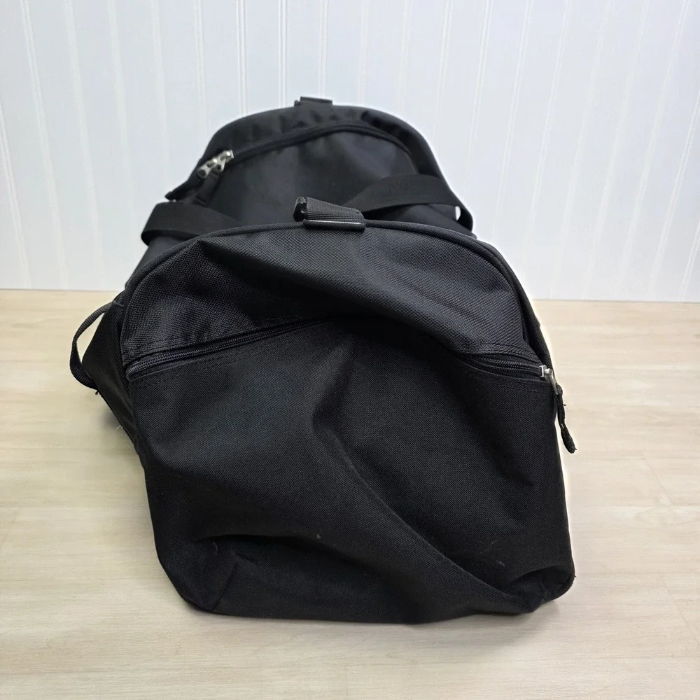 Ogio 55 Liter Black Duffel Travel Luggage Bag Zippers Handle‎